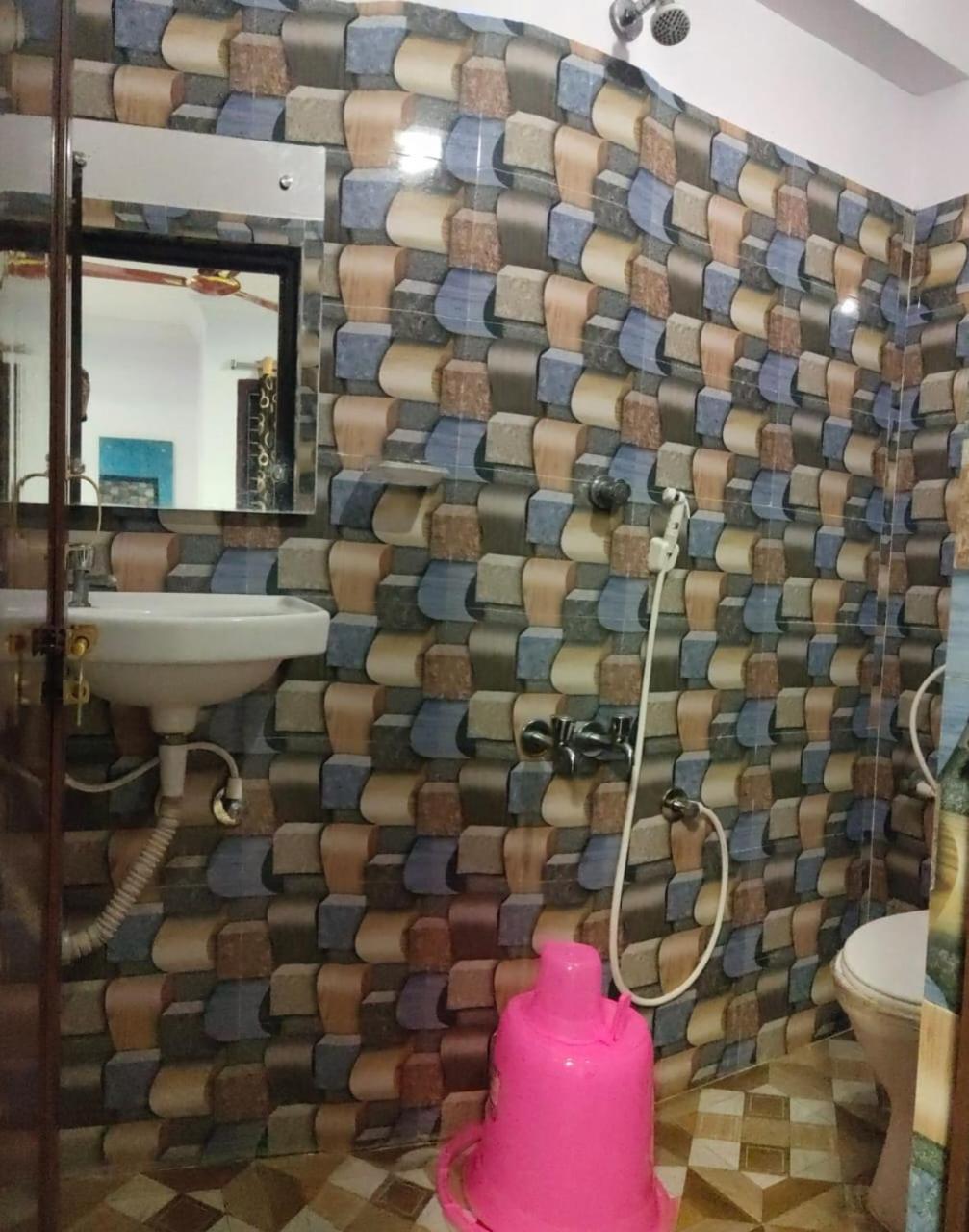 Sv Guest Rooms Βιζαχαπατνάμ Εξωτερικό φωτογραφία